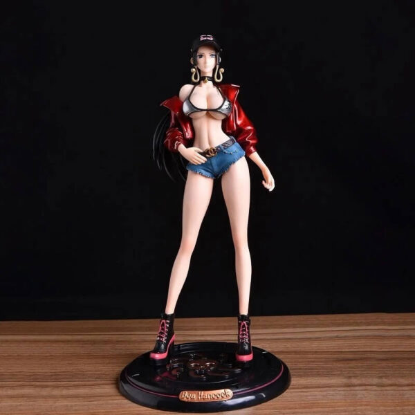 figura de boa hancock 18