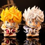 figura luffy sentado