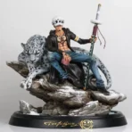 figura trafalgar law